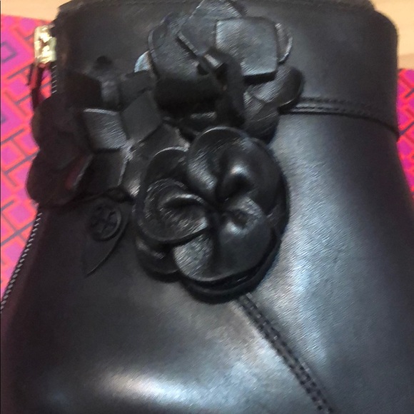 Blossom 70mm Bootie - Calf Leather - Picture 2 of 4